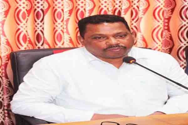 அம்பாறை மாவட்டத்தில் கடும் வறட்சி : 3,794 குடும்பங்களுக்கு குடிநீர் விநியோகம்