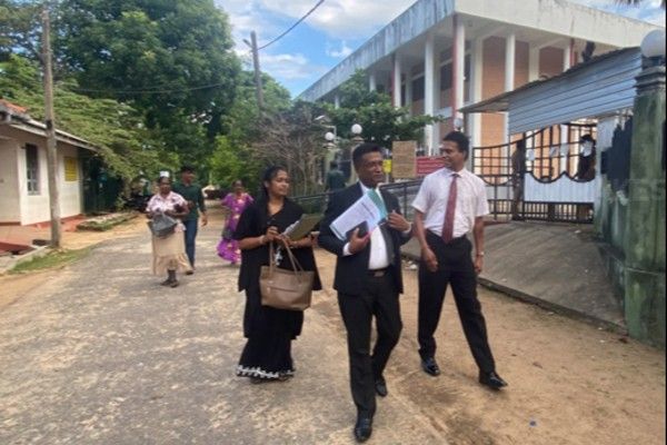கல்முனை வைத்தியசாலை பணிப்பாளருக்கு எதிரான சமூக வலைத்தளப் பிரசாரங்கள்!